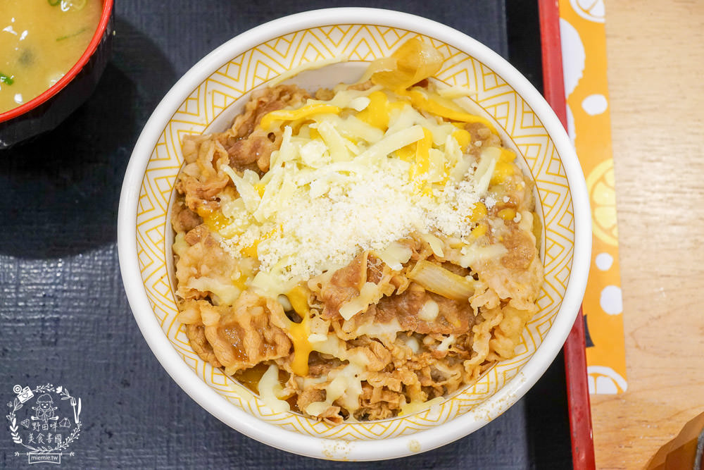 南部第一間すき家 SUKIYA丼飯咖哩在高雄!全台第一間白色系すき家!日本三大連鎖丼飯來高雄囉! - 第26張圖 南部第一間すき家 SUKIYA丼飯咖哩在高雄!全台第一間白色系すき家!日本三大連鎖丼飯來高雄囉!