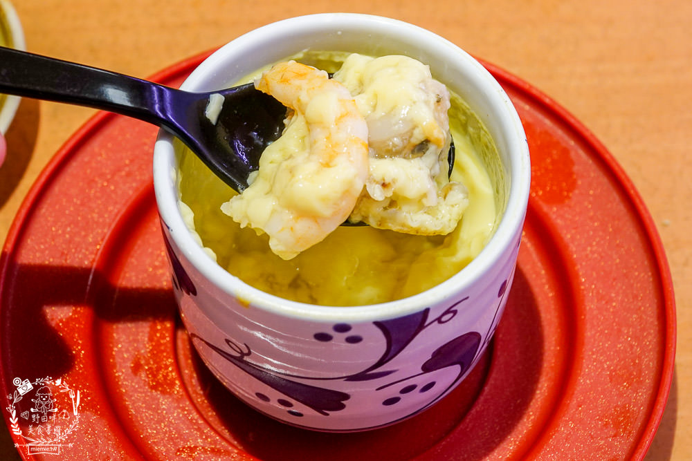 壽司郎夢時代店|日本最大連鎖迴轉壽司40元起!還推出滿額贈送間諜家家酒周邊商品？