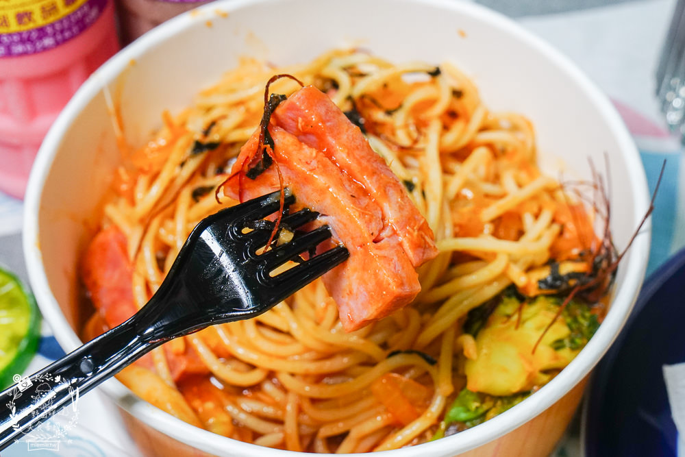 高雄[一加一咖啡牛乳專賣店]隱藏在大社超懷舊的古早味早餐店!還有清爽無負擔的義大利麵跟燉飯哦!