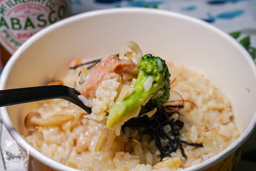 高雄[一加一咖啡牛乳專賣店]隱藏在大社超懷舊的古早味早餐店!還有清爽無負擔的義大利麵跟燉飯哦!