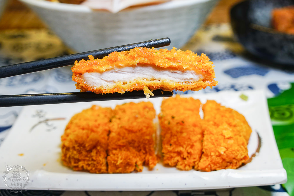 一鍋鮮海鮮鍋物(左營店)高雄海鮮多到快滿出來的鍋燒麵飯湯!海鮮控不能錯過的痛風料理!