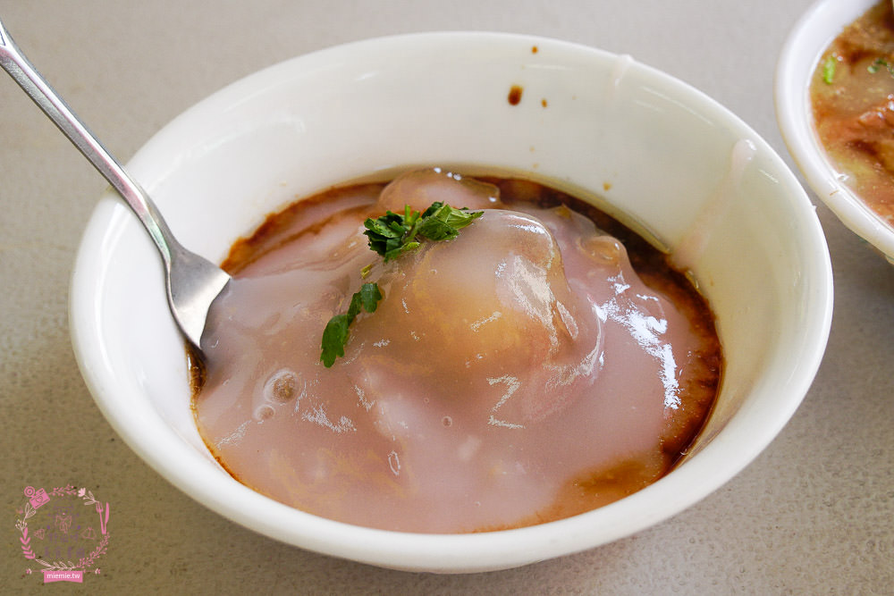 |高雄鳳山|肉圓進彰化香菇肉圓。鳳山市區知名小吃！干貝香菇蛋黃好特別~