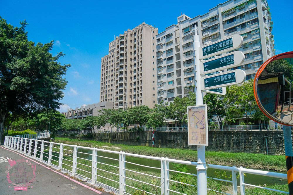 高雄鳳山三民路佛具家具街美食景點推薦!鳳山小吃美食|人文歷史景點|精緻佛具|家俱擺設|鳳山小旅行 - 第42張圖 高雄鳳山三民路佛具家具街美食景點推薦!鳳山小吃美食|人文歷史景點|精緻佛具|家俱擺設|鳳山小旅行