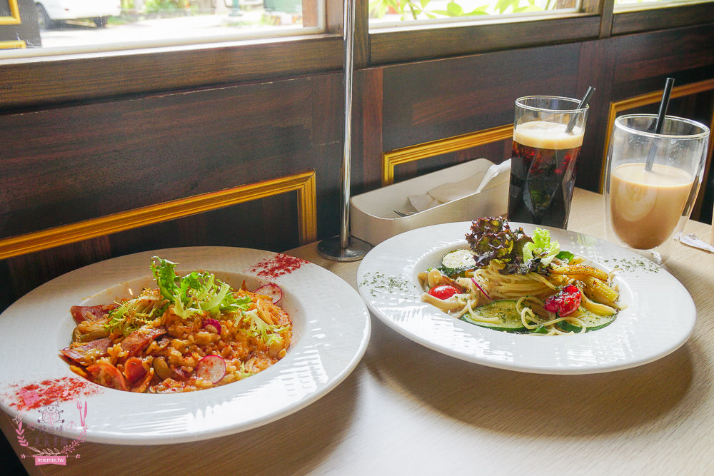 高雄鳳山三民路佛具家具街美食景點推薦!鳳山小吃美食|人文歷史景點|精緻佛具|家俱擺設|鳳山小旅行 - 第11張圖 高雄鳳山三民路佛具家具街美食景點推薦!鳳山小吃美食|人文歷史景點|精緻佛具|家俱擺設|鳳山小旅行