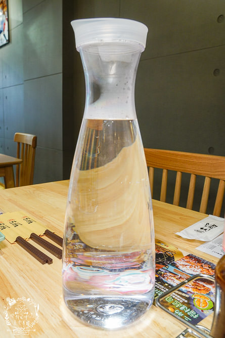 來自日本蔵前的三筋日式豬排高雄1號店!銷魂起司榴槤炸豬排香氣超濃郁!生菜白飯味噌湯爽爽吃到飽? - 第22張圖 來自日本蔵前的三筋日式豬排高雄1號店!銷魂起司榴槤炸豬排香氣超濃郁!生菜白飯味噌湯爽爽吃到飽?