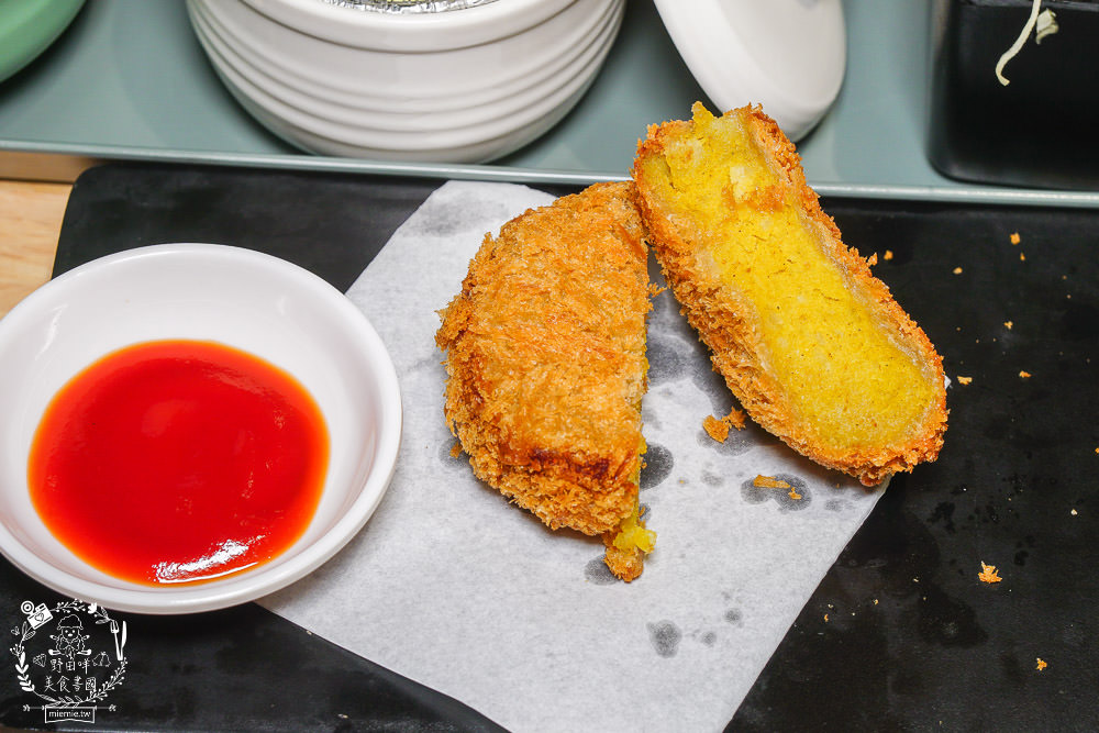 來自日本蔵前的三筋日式豬排高雄1號店!銷魂起司榴槤炸豬排香氣超濃郁!生菜白飯味噌湯爽爽吃到飽? - 第54張圖 來自日本蔵前的三筋日式豬排高雄1號店!銷魂起司榴槤炸豬排香氣超濃郁!生菜白飯味噌湯爽爽吃到飽?