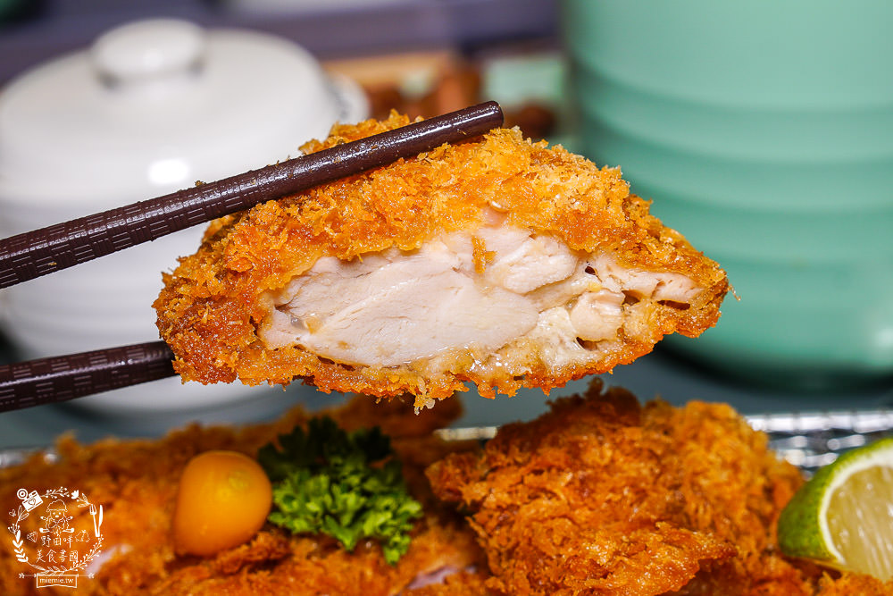 來自日本蔵前的三筋日式豬排高雄1號店!銷魂起司榴槤炸豬排香氣超濃郁!生菜白飯味噌湯爽爽吃到飽? - 第47張圖 來自日本蔵前的三筋日式豬排高雄1號店!銷魂起司榴槤炸豬排香氣超濃郁!生菜白飯味噌湯爽爽吃到飽?