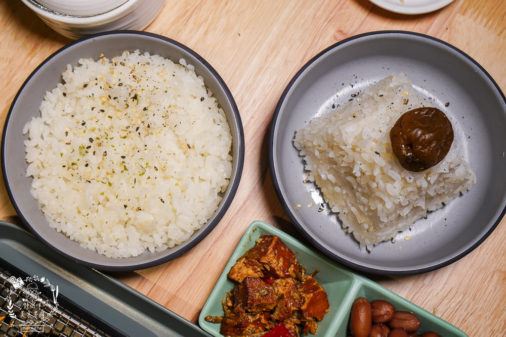 來自日本蔵前的三筋日式豬排高雄1號店!銷魂起司榴槤炸豬排香氣超濃郁!生菜白飯味噌湯爽爽吃到飽? - 第33張圖 來自日本蔵前的三筋日式豬排高雄1號店!銷魂起司榴槤炸豬排香氣超濃郁!生菜白飯味噌湯爽爽吃到飽?