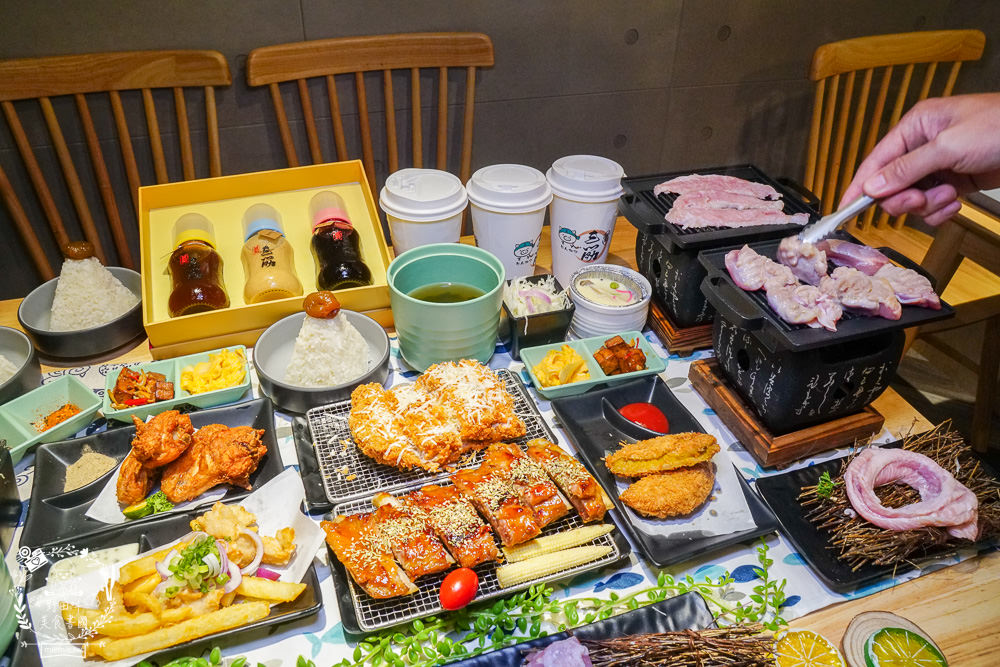 三筋日式豬排高雄一號店|首推超銷魂的燒肉定食!榴槤控必吃罪惡榴槤起司豬排!味噌湯跟高麗菜絲免費續加!