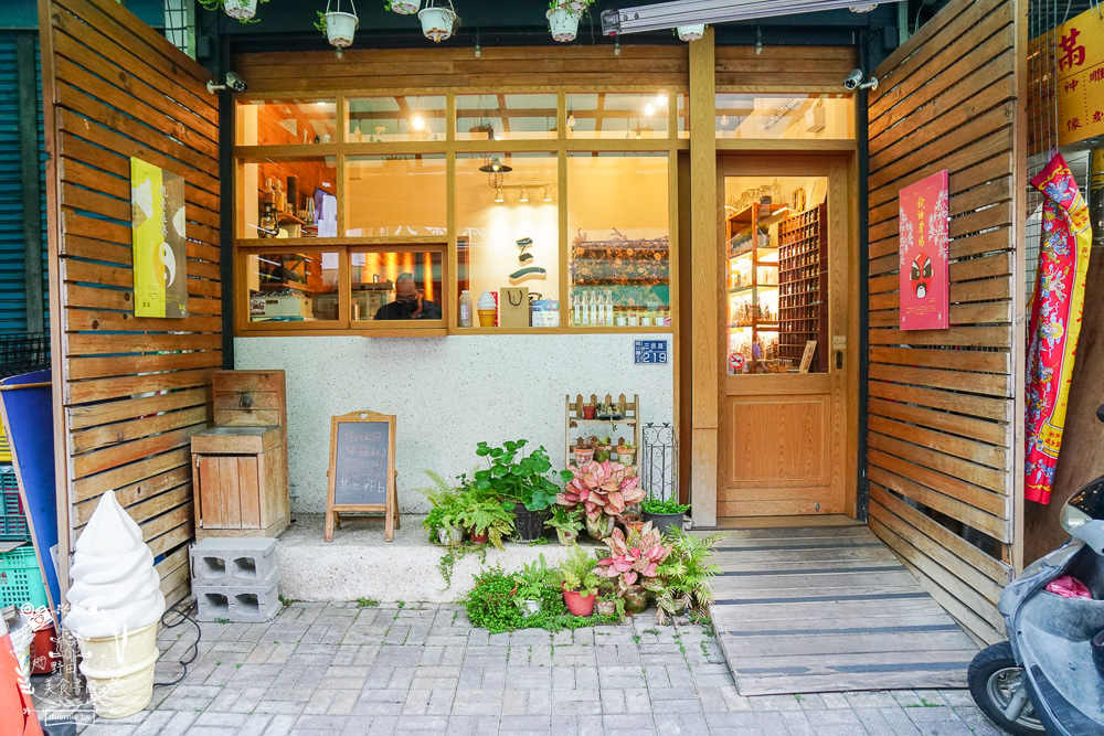 高雄鳳山三民路特色美食與周邊景點推薦!大東文化藝術中心附近超人氣早午餐!