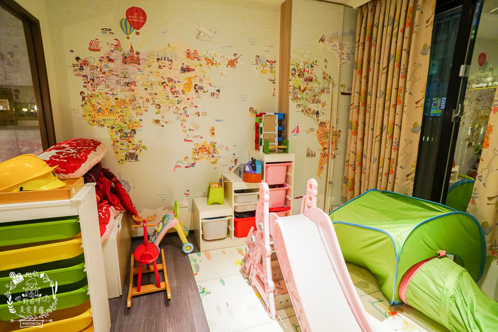 高雄[上官木桶鍋]超霸氣人氣肉肉山銷魂激推!肉片海鮮加1元多1件的超值選擇?還有讓父母安心吃火鍋的親子遊戲室