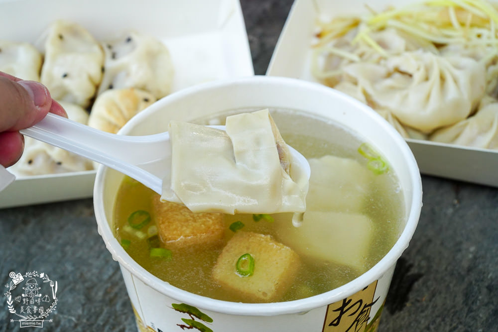 高雄必吃上海生煎湯包!超誇張!連平日都大排長龍的銷魂生煎湯包?油豆腐細粉湯意外特別~