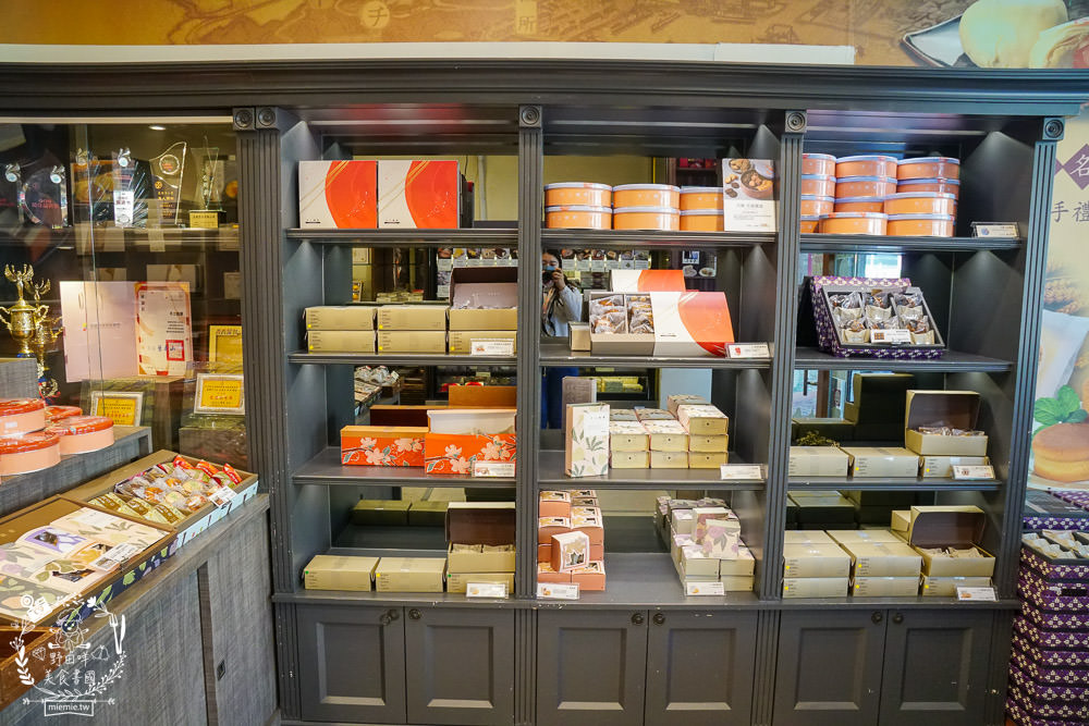 高雄伴手禮推薦!不二緻果(高雄不二家)春緻禮盒唯美選項多!新上市超貴氣的黃金蛋黃酥送禮自用兩相宜!