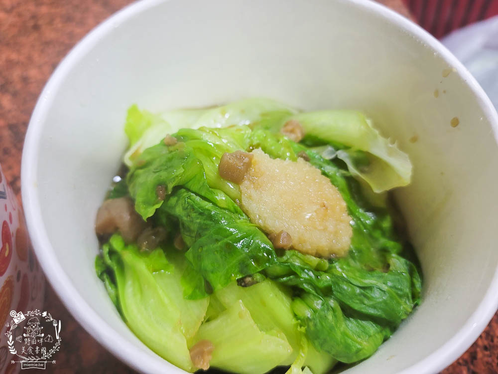 高雄不二麵館經武店|CP值爆高的60元牛肉麵超多塊牛肉啊!北京炸醬麵香鹹超銷魂~