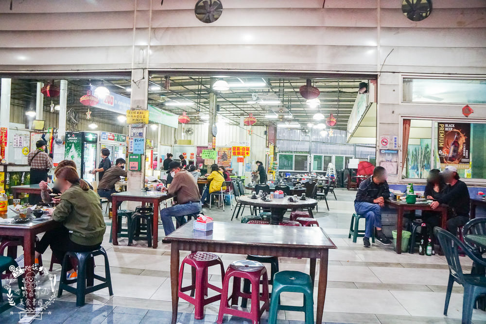 高雄小吃店[ㄚ國鵝肉]鳳山飄香40年的人氣熱炒店!每逢夜晚人潮滿滿的鵝肉店!