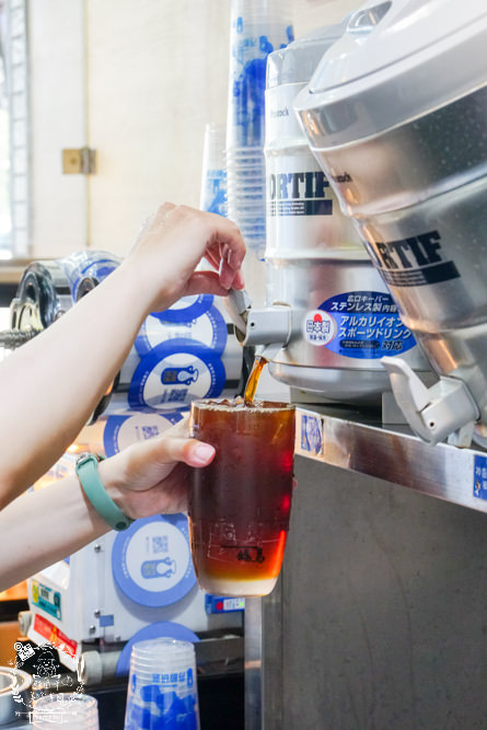 高雄丹醇研選五甲店|屏東萬丹直送的新鮮高品質鮮奶!炎熱夏天還有爆濃郁霜淇淋?!