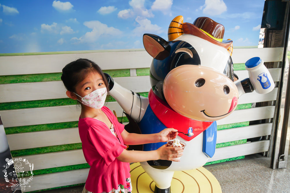 高雄丹醇研選五甲店|屏東萬丹直送的新鮮高品質鮮奶!炎熱夏天還有爆濃郁霜淇淋?!