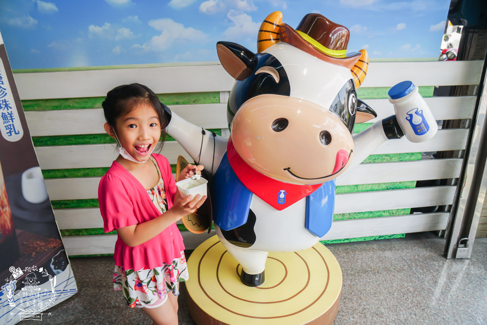 高雄丹醇研選五甲店|屏東萬丹直送的新鮮高品質鮮奶!炎熱夏天還有爆濃郁霜淇淋?!