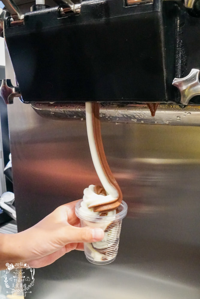 高雄火鍋|九鼎鍋文龍店|鳳山24小時營業的火鍋店!最低150元就能主食、飲料、冰品與點心爽爽吃到飽?