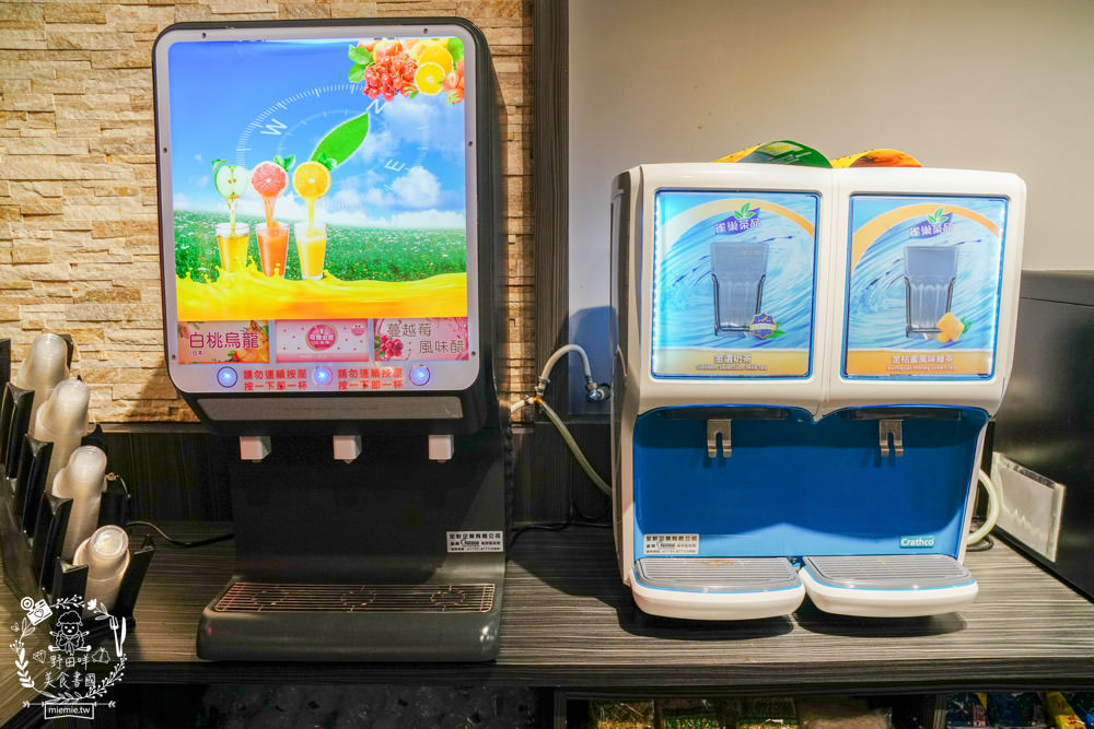 高雄火鍋|九鼎鍋文龍店|鳳山24小時營業的火鍋店!最低150元就能主食、飲料、冰品與點心爽爽吃到飽?