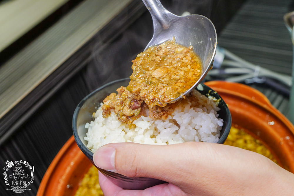 高雄火鍋|九鼎鍋文龍店|鳳山24小時營業的火鍋店!最低150元就能主食、飲料、冰品與點心爽爽吃到飽?