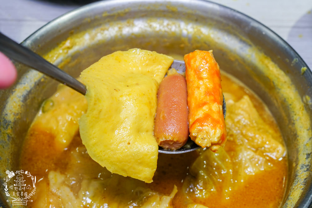 高雄火鍋|九鼎鍋文龍店|鳳山24小時營業的火鍋店!最低150元就能主食、飲料、冰品與點心爽爽吃到飽?