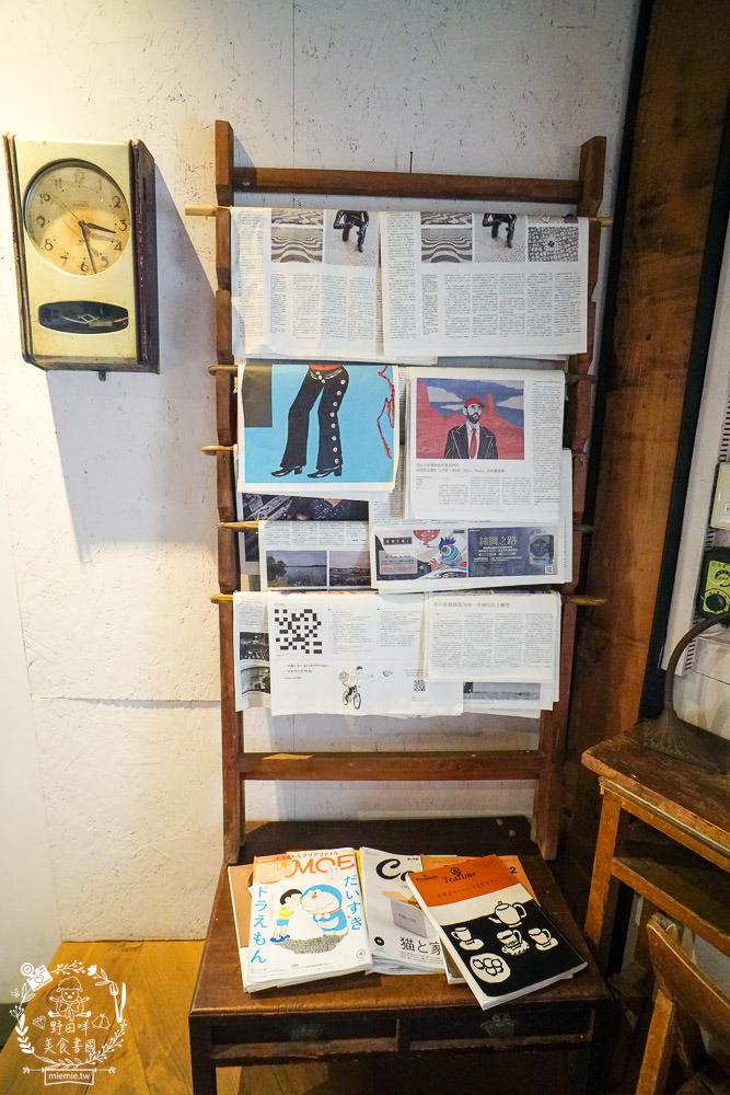 高雄[二雄咖啡廳]隱藏在市區的懷舊日式裝潢咖啡廳!精緻甜點與哆啦A夢飲料超特別~