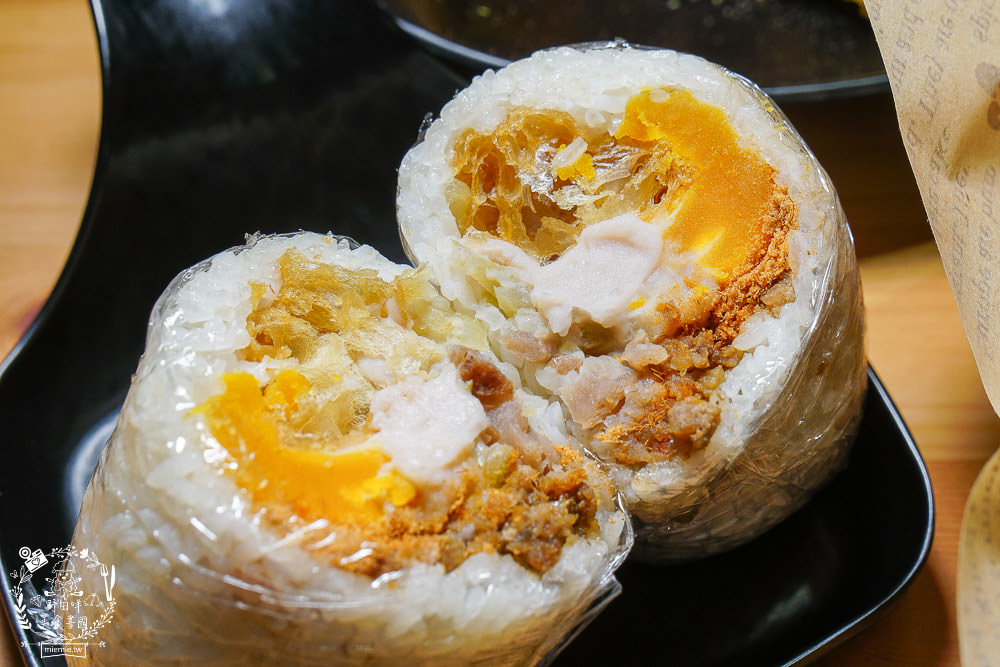 五分鐘找餐|高雄吃一次就會愛上的澎湃本丸!鍋燒麵真材實料超用心!