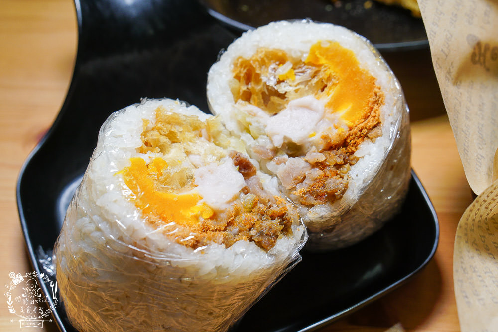 五分鐘找餐|高雄吃一次就會愛上的澎湃本丸!鍋燒麵真材實料超用心!