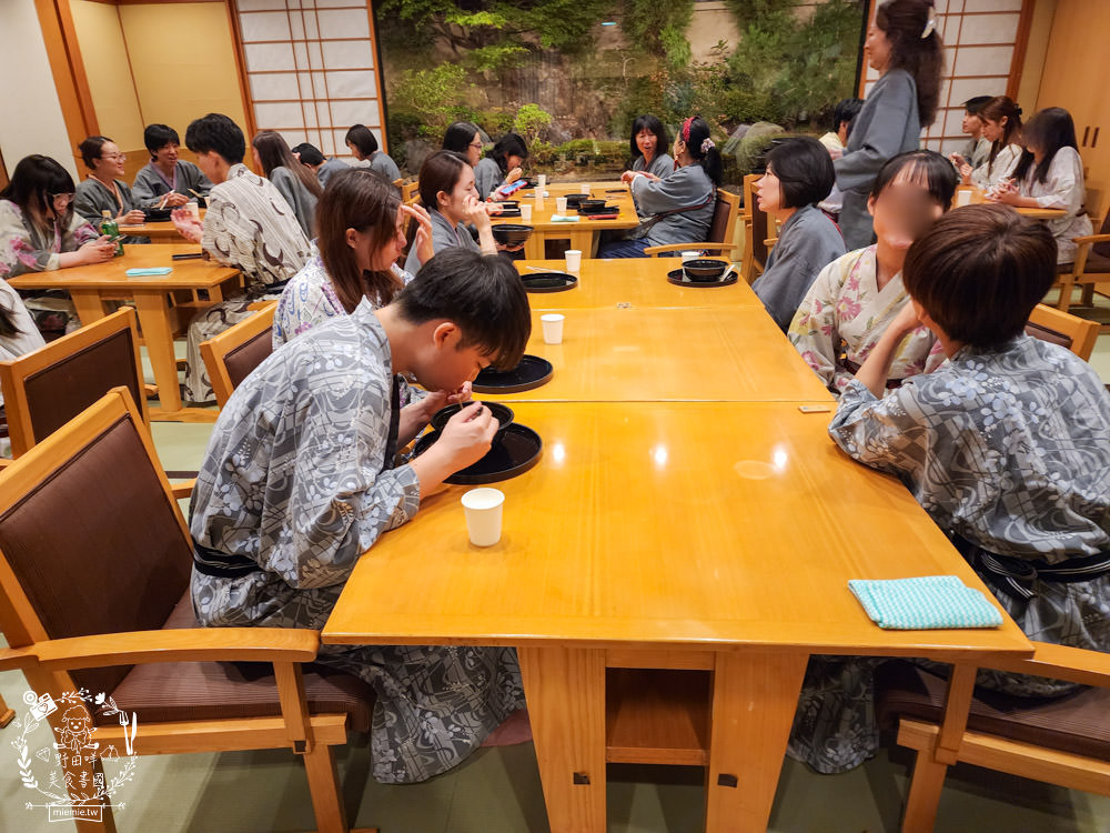 京都嵐山溫泉 花傳抄超經典懷石料理與天婦羅吃到飽!早餐有懷石料理與西式料理自助吃到飽!還有拉麵宵夜! - 第42張圖 京都嵐山溫泉 花傳抄超經典懷石料理與天婦羅吃到飽!早餐有懷石料理與西式料理自助吃到飽!還有拉麵宵夜!