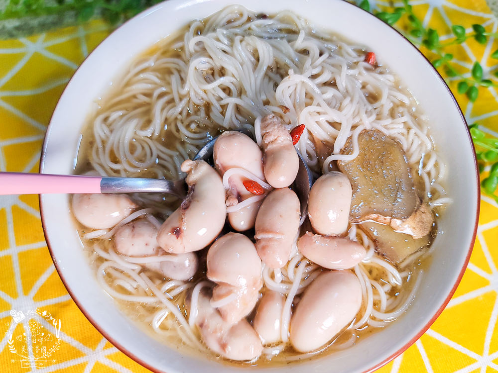 高雄隱藏在仁春市場裡的銅板價雞佛麻油麵線!蝦仁火腿炒飯居然只要50元,太佛心來著了!!! - 第27張圖 高雄隱藏在仁春市場裡的銅板價雞佛麻油麵線!蝦仁火腿炒飯居然只要50元,太佛心來著了!!!