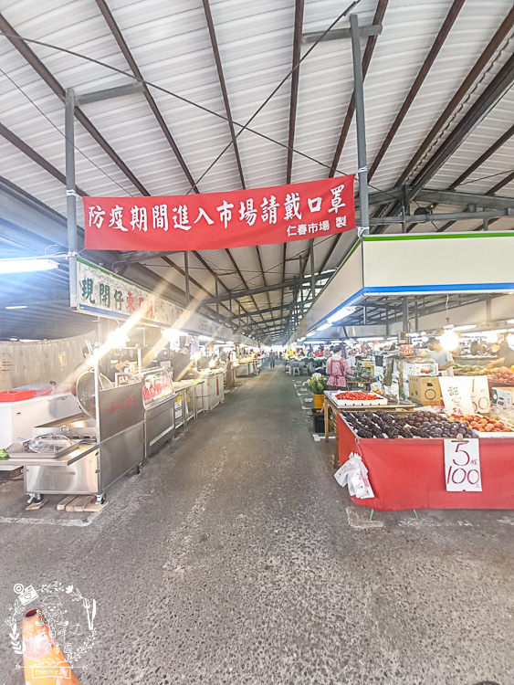 高雄隱藏在仁春市場裡的銅板價雞佛麻油麵線!蝦仁火腿炒飯居然只要50元,太佛心來著了!!! - 第2張圖 高雄隱藏在仁春市場裡的銅板價雞佛麻油麵線!蝦仁火腿炒飯居然只要50元,太佛心來著了!!!