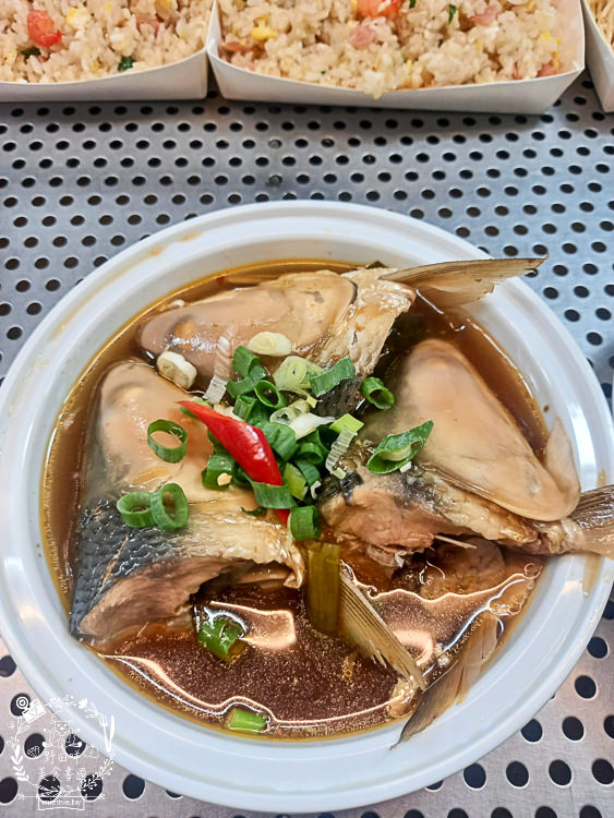 高雄隱藏在仁春市場裡的銅板價雞佛麻油麵線!蝦仁火腿炒飯居然只要50元,太佛心來著了!!! - 第15張圖 高雄隱藏在仁春市場裡的銅板價雞佛麻油麵線!蝦仁火腿炒飯居然只要50元,太佛心來著了!!!