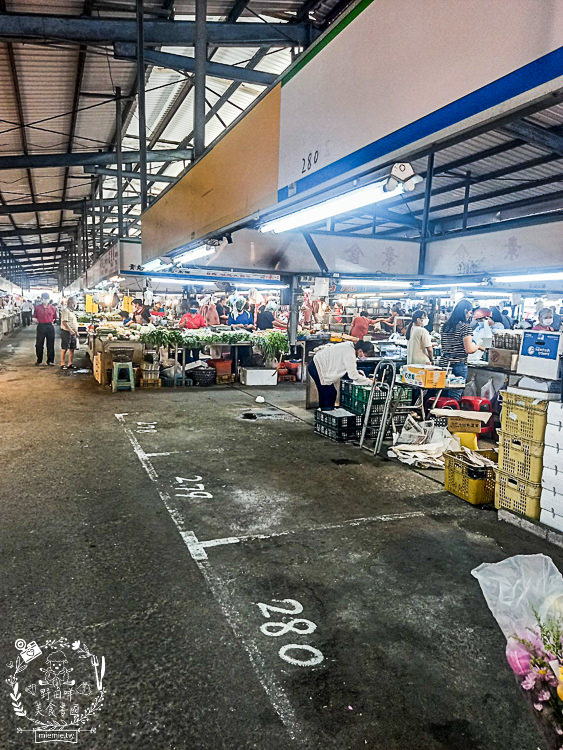高雄隱藏在仁春市場裡的銅板價雞佛麻油麵線!蝦仁火腿炒飯居然只要50元,太佛心來著了!!! - 第3張圖 高雄隱藏在仁春市場裡的銅板價雞佛麻油麵線!蝦仁火腿炒飯居然只要50元,太佛心來著了!!!