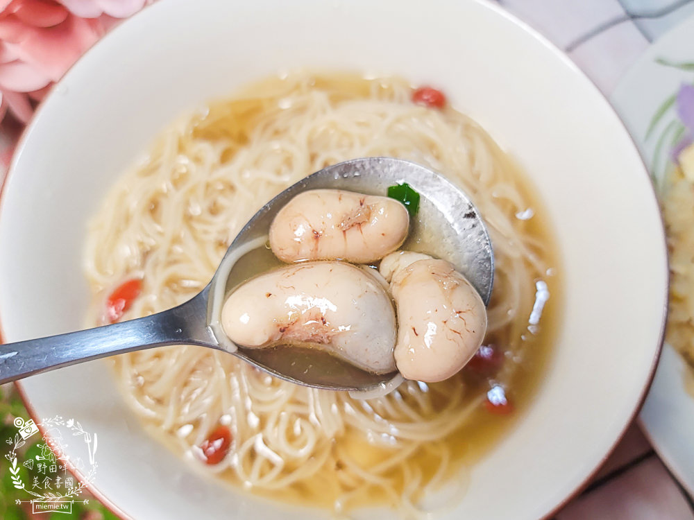 高雄隱藏在仁春市場裡的銅板價雞佛麻油麵線!蝦仁火腿炒飯居然只要50元,太佛心來著了!!! - 第24張圖 高雄隱藏在仁春市場裡的銅板價雞佛麻油麵線!蝦仁火腿炒飯居然只要50元,太佛心來著了!!!