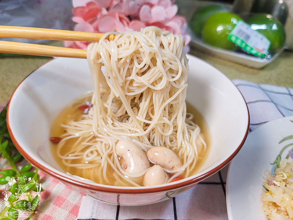 高雄隱藏在仁春市場裡的銅板價雞佛麻油麵線!蝦仁火腿炒飯居然只要50元,太佛心來著了!!! - 第23張圖 高雄隱藏在仁春市場裡的銅板價雞佛麻油麵線!蝦仁火腿炒飯居然只要50元,太佛心來著了!!!