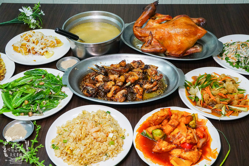 台南關子嶺甕仔雞推薦[仙嶺甕缸雞]每天現宰溫體雞肥美出爐!烤雞包覆滿滿的蒜頭與茄苳葉?