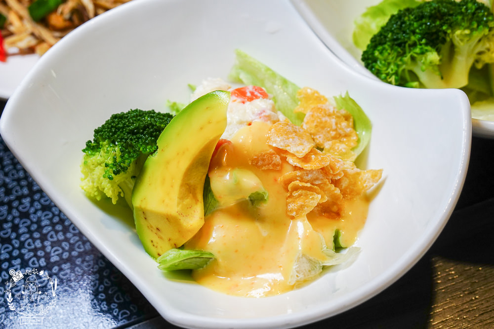 高雄[伊勢屋日本料理]鳳山市區隱藏日本料理!超多日式料理應有盡有~