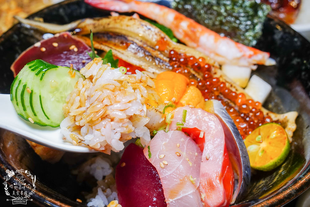 高雄[伊勢屋日本料理]鳳山市區隱藏日本料理!超多日式料理應有盡有~