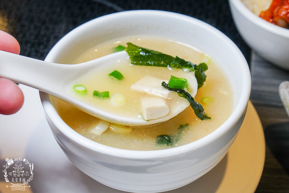 高雄[伊勢屋日本料理]鳳山市區隱藏日本料理!超多日式料理應有盡有~