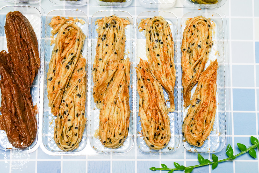 高雄禮盒推薦[似錦堂手工蛋捲]台中來的人氣兔耳朵手工蛋捲!居然有兔耳北海道霜淇淋?假日可能提早完售?