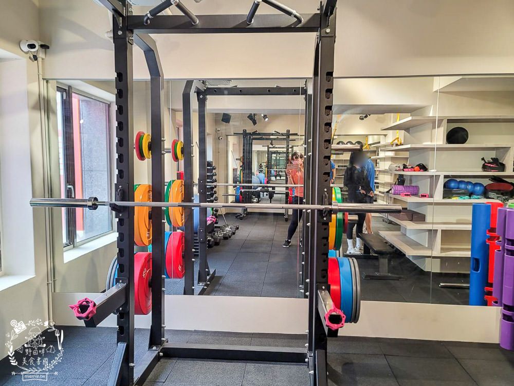 高雄健身教練推薦!倍速運動健身房!讓教練陪你成為更好的自己!快樂吃還能維持好體態的秘訣! - 第7張圖 高雄健身教練推薦!倍速運動健身房!讓教練陪你成為更好的自己!快樂吃還能維持好體態的秘訣!