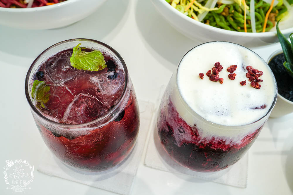 高雄[八號公園咖啡廳]文山特區網美風韓系咖啡廳!色彩夢幻的Q彈麵食人氣必點!