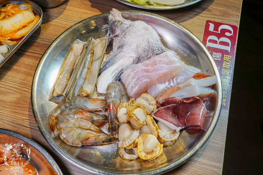 八道晟韓式火烤吃到飽文橫店|高雄CP值超高的火烤兩吃到飽!不到450元將近80種選項! - 第40張圖 八道晟韓式火烤吃到飽文橫店|高雄CP值超高的火烤兩吃到飽!不到450元將近80種選項!