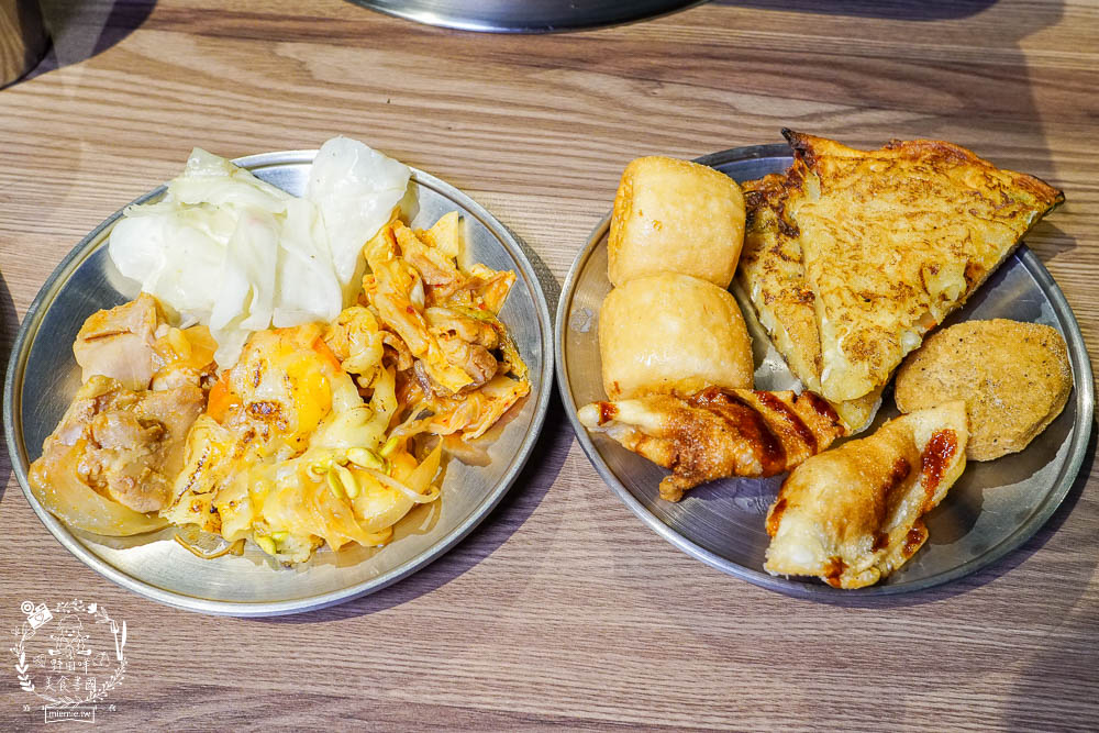 八道晟韓式火烤吃到飽文橫店|高雄CP值超高的火烤兩吃到飽!不到450元將近80種選項! - 第21張圖 八道晟韓式火烤吃到飽文橫店|高雄CP值超高的火烤兩吃到飽!不到450元將近80種選項!