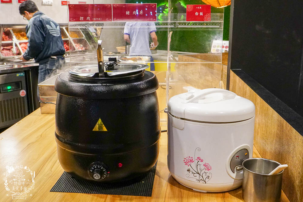 八道晟韓式火烤吃到飽文橫店|高雄CP值超高的火烤兩吃到飽!不到450元將近80種選項! - 第22張圖 八道晟韓式火烤吃到飽文橫店|高雄CP值超高的火烤兩吃到飽!不到450元將近80種選項!