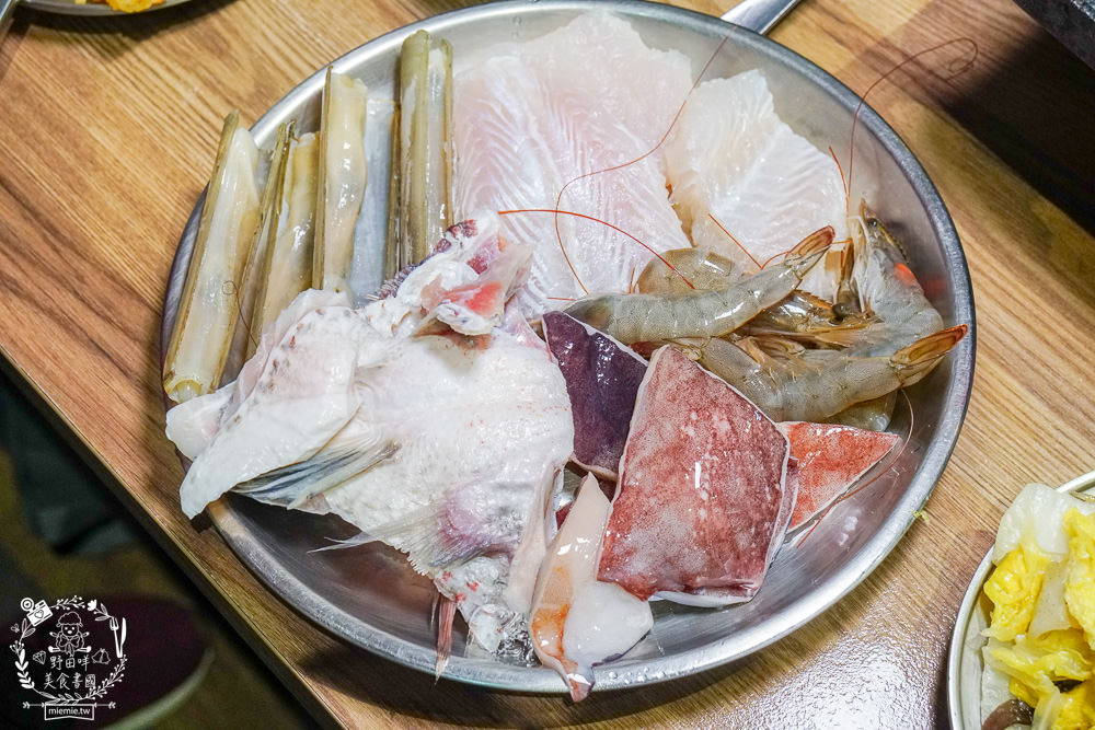 八道晟韓式火烤吃到飽裕誠總店|高雄超人氣高CP值火烤兩吃到飽!不到450元將近80種選項!每逢假日座無虛席 - 第34張圖 八道晟韓式火烤吃到飽裕誠總店|高雄超人氣高CP值火烤兩吃到飽!不到450元將近80種選項!每逢假日座無虛席