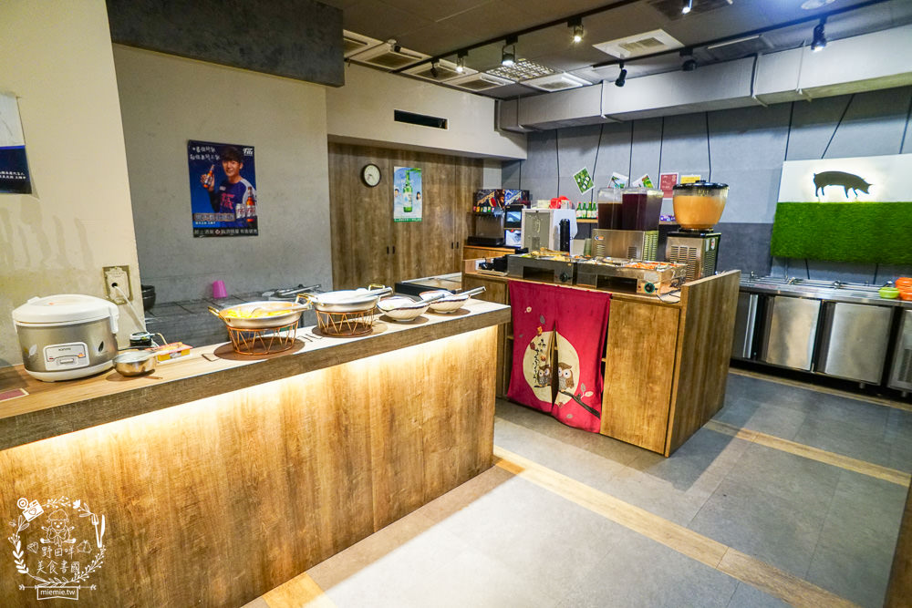 八道晟韓式火烤吃到飽裕誠總店|高雄超人氣高CP值火烤兩吃到飽!不到450元將近80種選項!每逢假日座無虛席 - 第8張圖 八道晟韓式火烤吃到飽裕誠總店|高雄超人氣高CP值火烤兩吃到飽!不到450元將近80種選項!每逢假日座無虛席