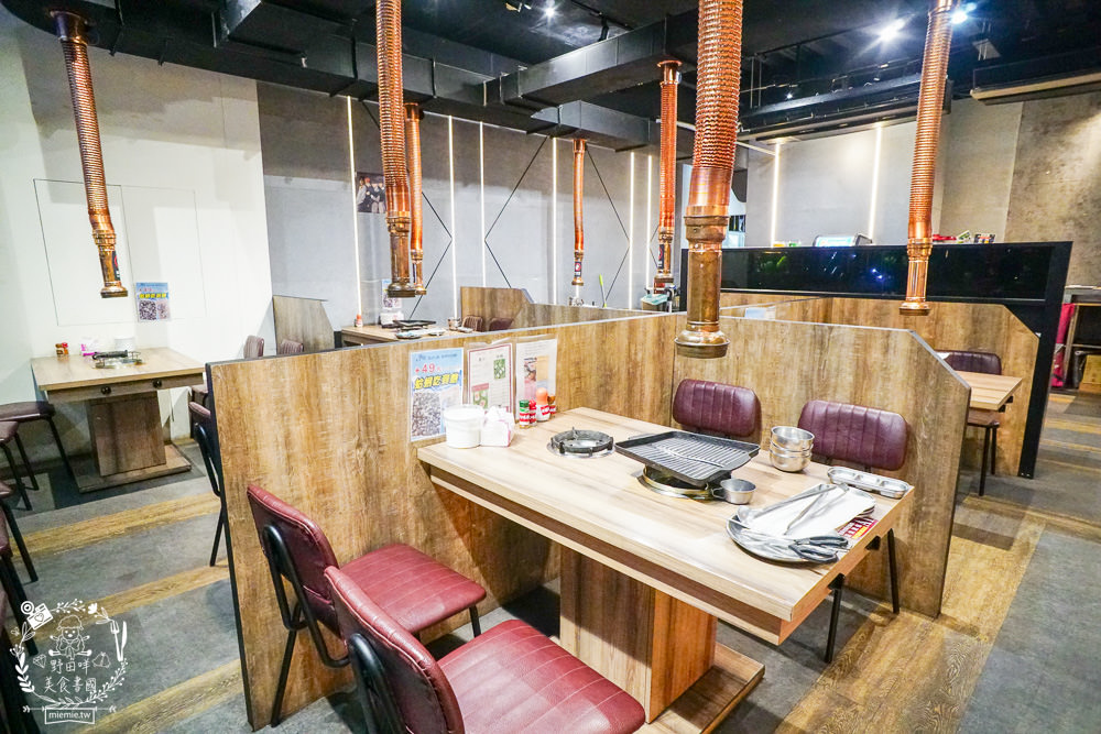 八道晟韓式火烤吃到飽裕誠總店|高雄超人氣高CP值火烤兩吃到飽!不到450元將近80種選項!每逢假日座無虛席 - 第4張圖 八道晟韓式火烤吃到飽裕誠總店|高雄超人氣高CP值火烤兩吃到飽!不到450元將近80種選項!每逢假日座無虛席