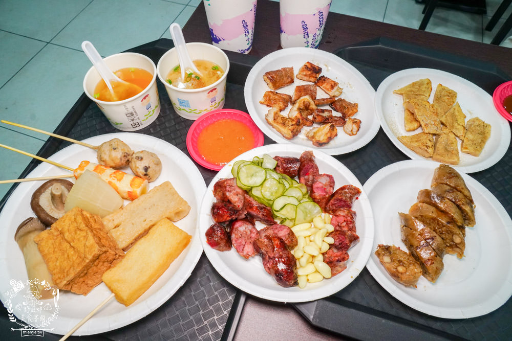 六味嘉義黑香腸關東煮|高雄隱藏版高CP值香腸店!台灣溫體豬手工製作的香腸大腸!還有超香濃的味噌湯免費喝?